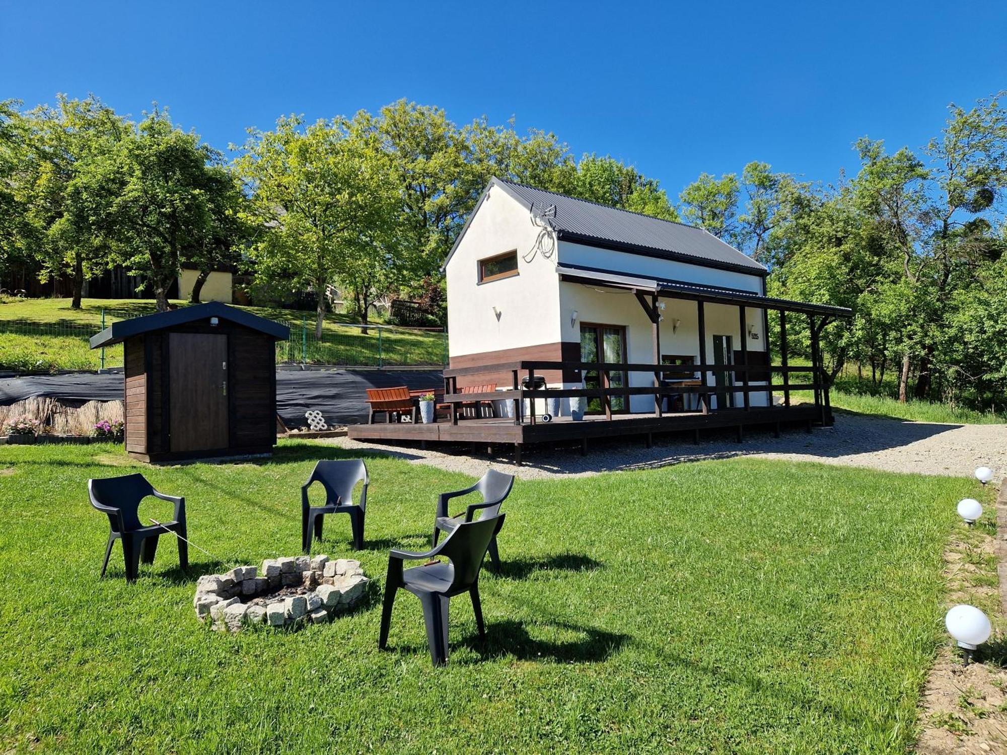 Domek Na Folwarku Z Jacuzzi Tarnawa Dolna  Экстерьер фото